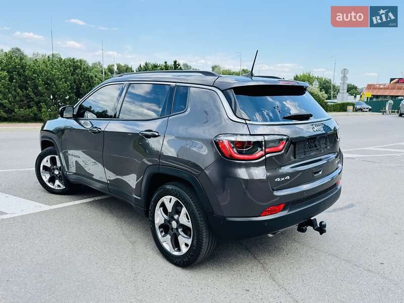 Внедорожник / Кроссовер Jeep Compass 2019 в Киеве