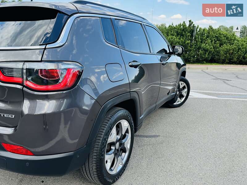 Внедорожник / Кроссовер Jeep Compass 2019 в Киеве