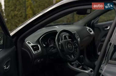Внедорожник / Кроссовер Jeep Compass 2020 в 