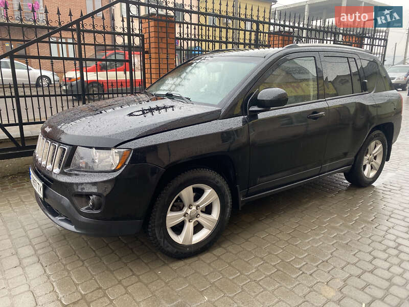 Внедорожник / Кроссовер Jeep Compass 2014 в Самборе