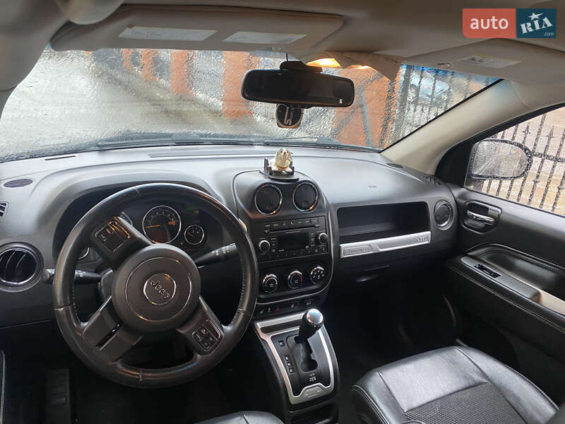 Внедорожник / Кроссовер Jeep Compass 2014 в Самборе
