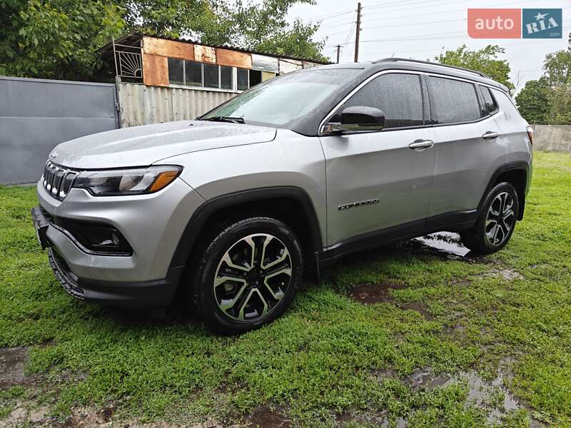 Внедорожник / Кроссовер Jeep Compass 2022 в Ромнах
