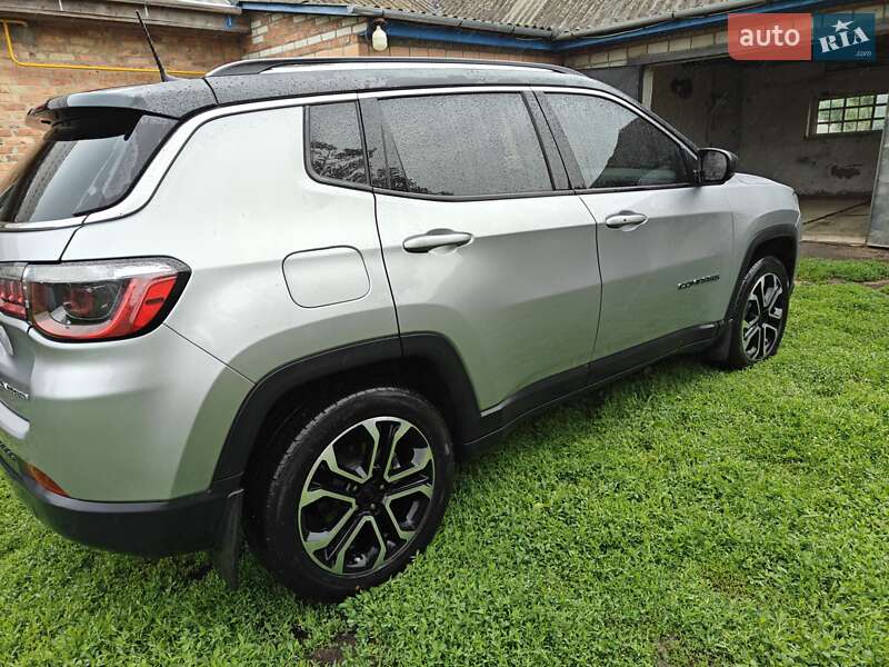Внедорожник / Кроссовер Jeep Compass 2022 в Ромнах