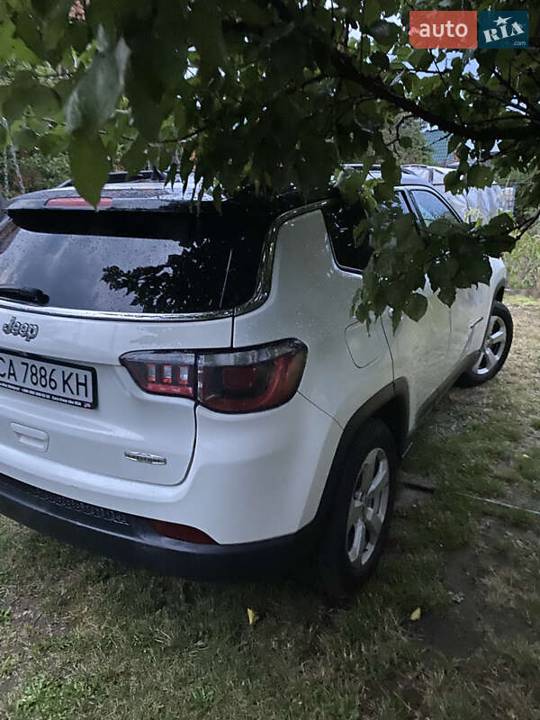 Внедорожник / Кроссовер Jeep Compass 2017 в Черкассах
