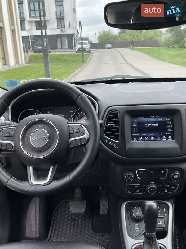 Внедорожник / Кроссовер Jeep Compass 2018 в Киеве