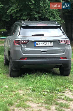 Внедорожник / Кроссовер Jeep Compass 2019 в 