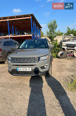 Внедорожник / Кроссовер Jeep Compass 2019 в 