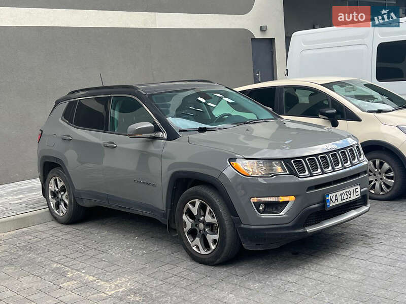 Внедорожник / Кроссовер Jeep Compass 2019 в Львове
