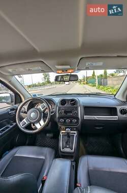 Внедорожник / Кроссовер Jeep Compass 2016 в 