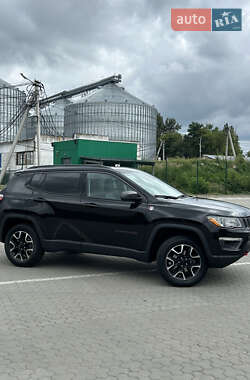 Внедорожник / Кроссовер Jeep Compass 2020 в 
