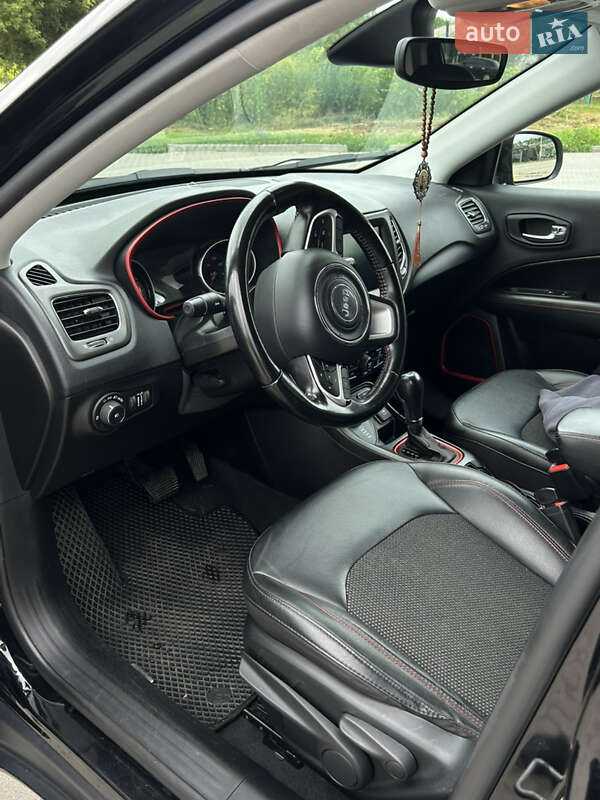 Внедорожник / Кроссовер Jeep Compass 2020 в Киеве