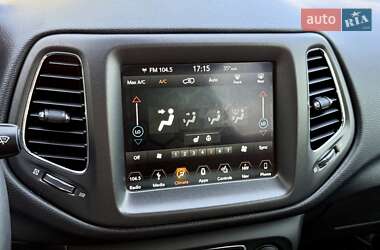 Внедорожник / Кроссовер Jeep Compass 2019 в 