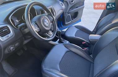 Внедорожник / Кроссовер Jeep Compass 2018 в 