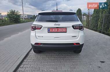Внедорожник / Кроссовер Jeep Compass 2022 в 