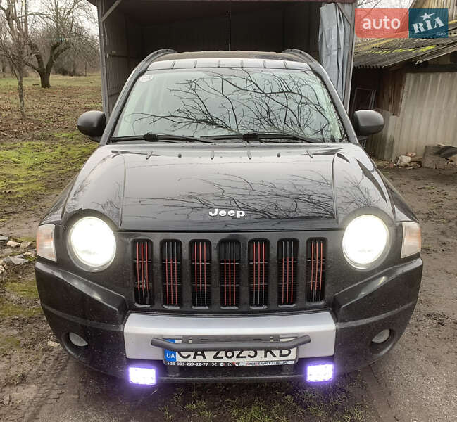 Внедорожник / Кроссовер Jeep Compass 2008 в Лысянке