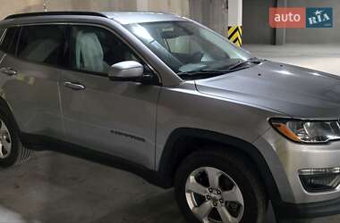 Внедорожник / Кроссовер Jeep Compass 2018 в 