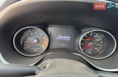 Внедорожник / Кроссовер Jeep Compass 2018 в 