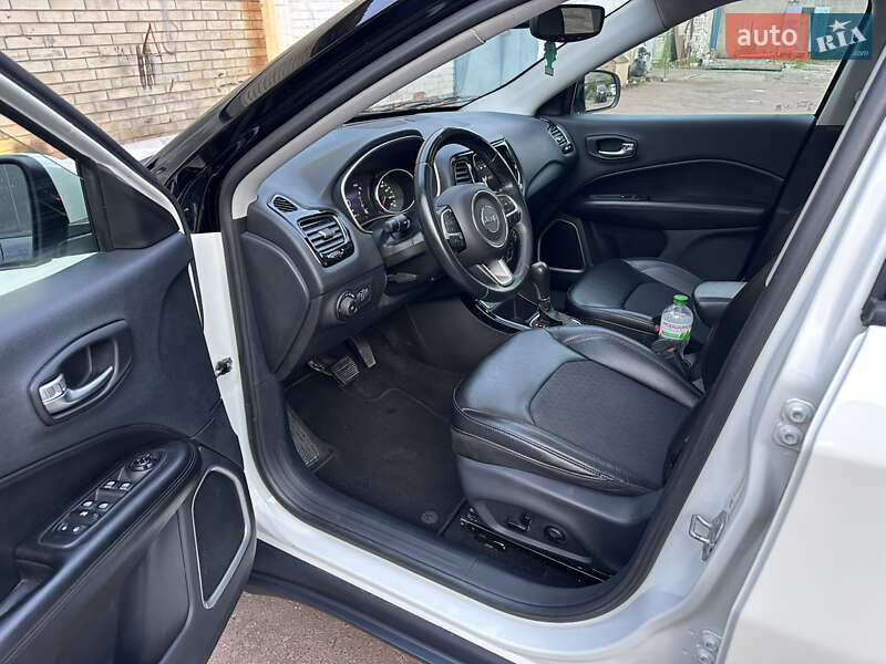 Внедорожник / Кроссовер Jeep Compass 2018 в Шостке