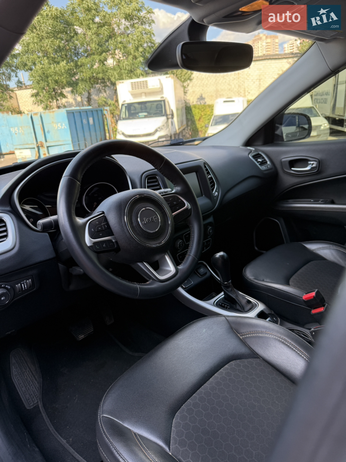 2018 Jeep Compass - мініатюра 16
