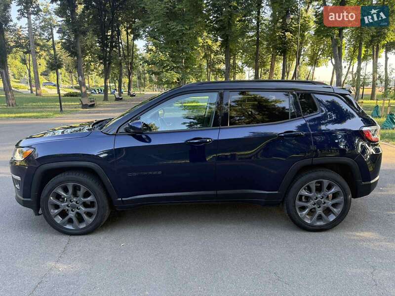 Внедорожник / Кроссовер Jeep Compass 2019 в Киеве