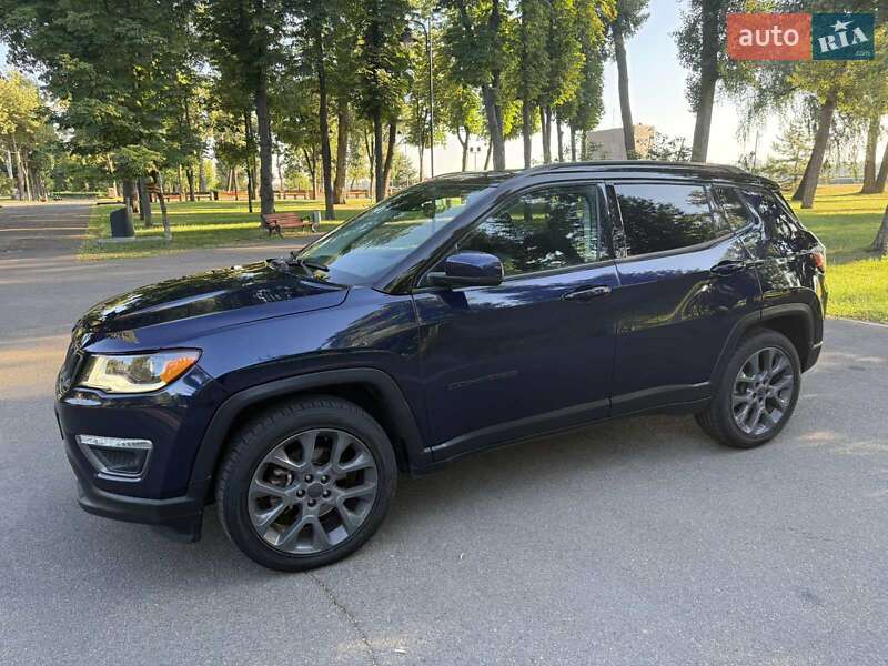 Внедорожник / Кроссовер Jeep Compass 2019 в Киеве