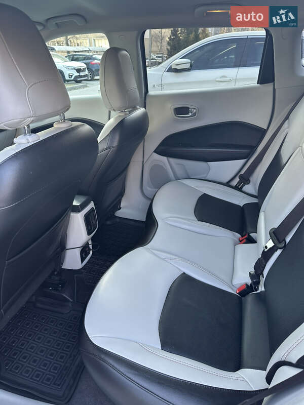 Внедорожник / Кроссовер Jeep Compass 2019 в Львове