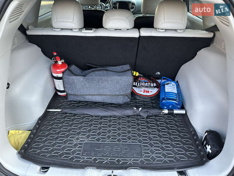 Внедорожник / Кроссовер Jeep Compass 2019 в Львове