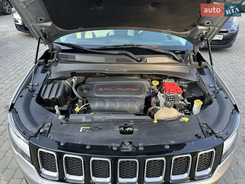 Внедорожник / Кроссовер Jeep Compass 2019 в Львове