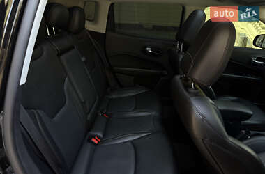 Внедорожник / Кроссовер Jeep Compass 2020 в 