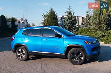 Внедорожник / Кроссовер Jeep Compass 2021 в 