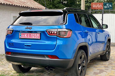 Внедорожник / Кроссовер Jeep Compass 2020 в 