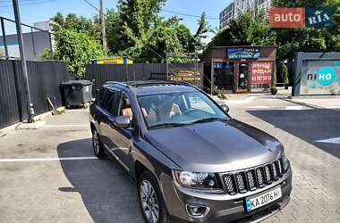 Внедорожник / Кроссовер Jeep Compass 2016 в Киеве
