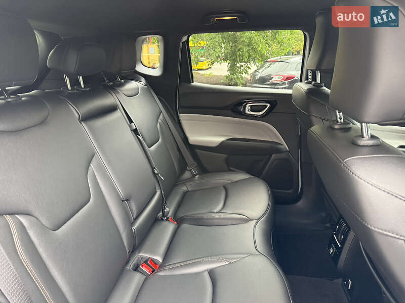 Позашляховик / Кросовер Jeep Compass 2024 в Полтаві фото 32 Позашляховик / Кросовер Jeep Compass 2024 в Полтаві