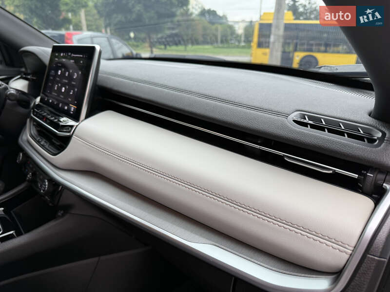 Позашляховик / Кросовер Jeep Compass 2024 в Полтаві фото 38 Позашляховик / Кросовер Jeep Compass 2024 в Полтаві