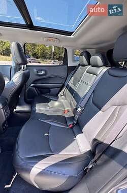 Внедорожник / Кроссовер Jeep Compass 2019 в 