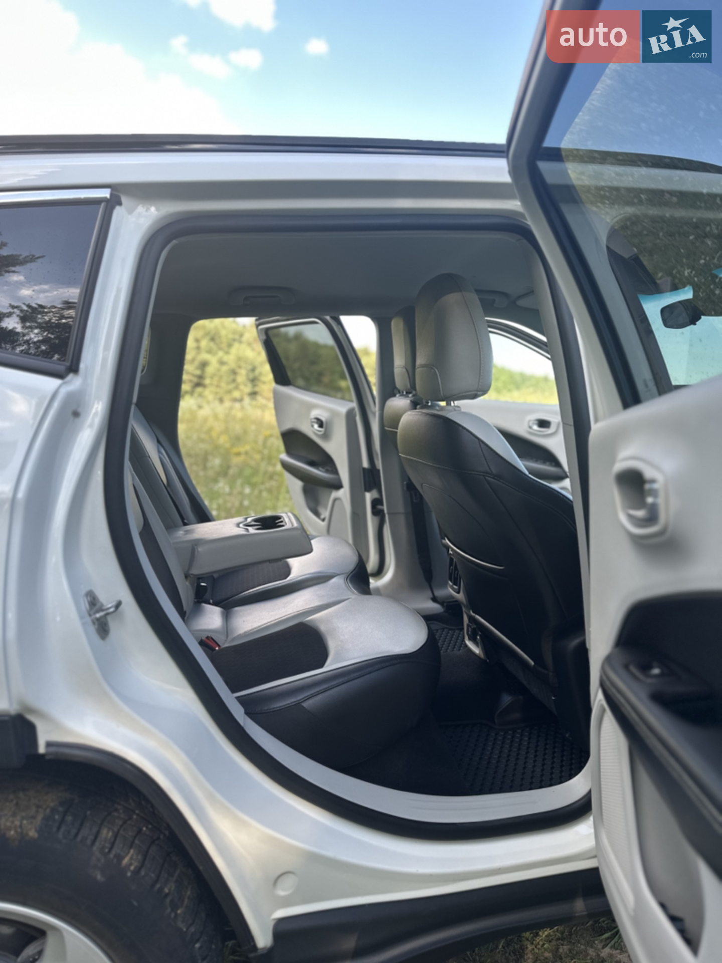 2019 Jeep Compass - мініатюра 14