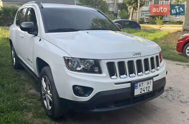 Внедорожник / Кроссовер Jeep Compass 2016 в 