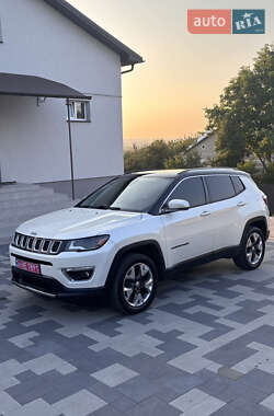 Внедорожник / Кроссовер Jeep Compass 2018 в Калуше