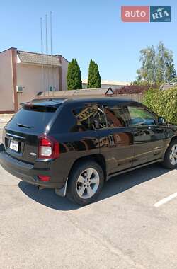 Внедорожник / Кроссовер Jeep Compass 2016 в 