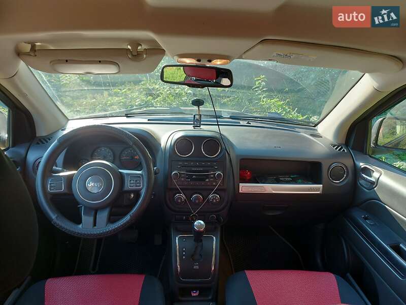 Внедорожник / Кроссовер Jeep Compass 2015 в Звенигородке