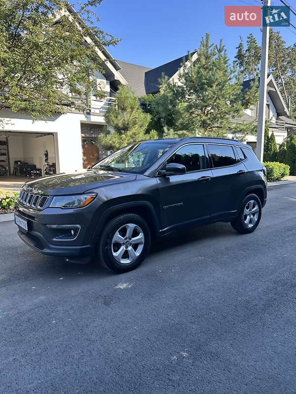 Внедорожник / Кроссовер Jeep Compass 2017 в Киеве фото 3 Внедорожник / Кроссовер Jeep Compass 2017 в Киеве