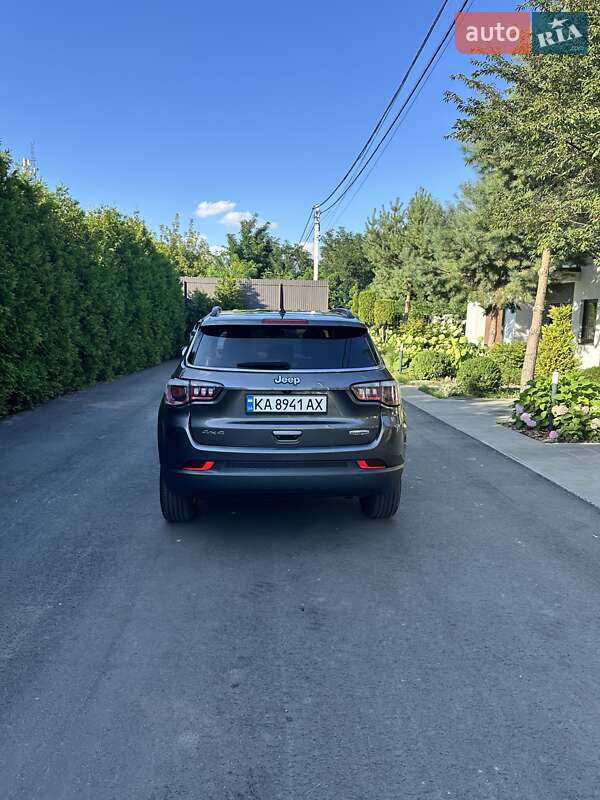Внедорожник / Кроссовер Jeep Compass 2017 в Киеве фото 4 Внедорожник / Кроссовер Jeep Compass 2017 в Киеве