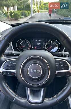 Внедорожник / Кроссовер Jeep Compass 2017 в Киеве фото 12 Внедорожник / Кроссовер Jeep Compass 2017 в Киеве