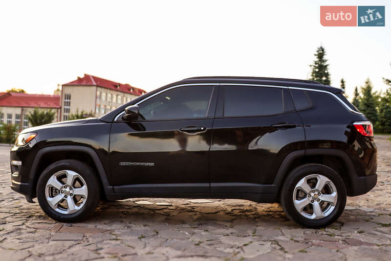 Внедорожник / Кроссовер Jeep Compass 2018 в Нетешине фото 7 Внедорожник / Кроссовер Jeep Compass 2018 в Нетешине