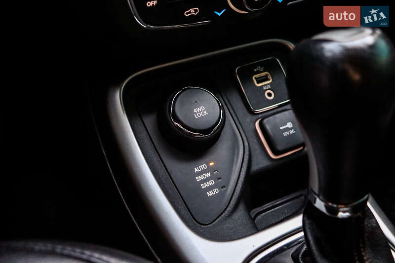 Внедорожник / Кроссовер Jeep Compass 2018 в Нетешине фото 12 Внедорожник / Кроссовер Jeep Compass 2018 в Нетешине
