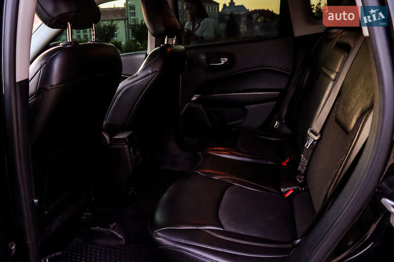 Внедорожник / Кроссовер Jeep Compass 2018 в Нетешине фото 15 Внедорожник / Кроссовер Jeep Compass 2018 в Нетешине