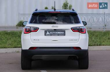 Внедорожник / Кроссовер Jeep Compass 2017 в 