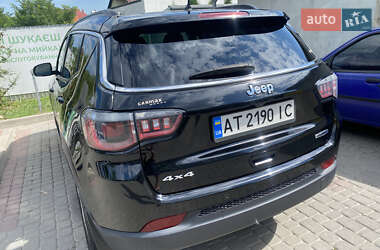 Внедорожник / Кроссовер Jeep Compass 2017 в 