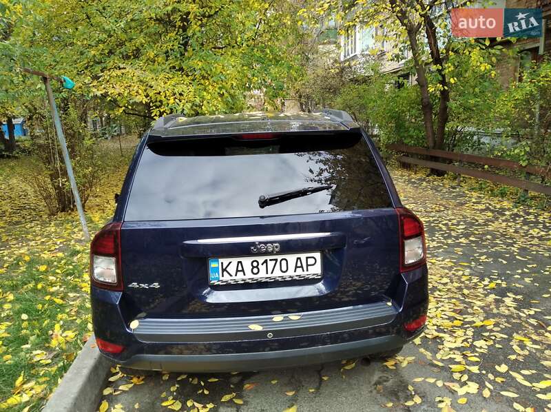 Внедорожник / Кроссовер Jeep Compass 2015 в Киеве