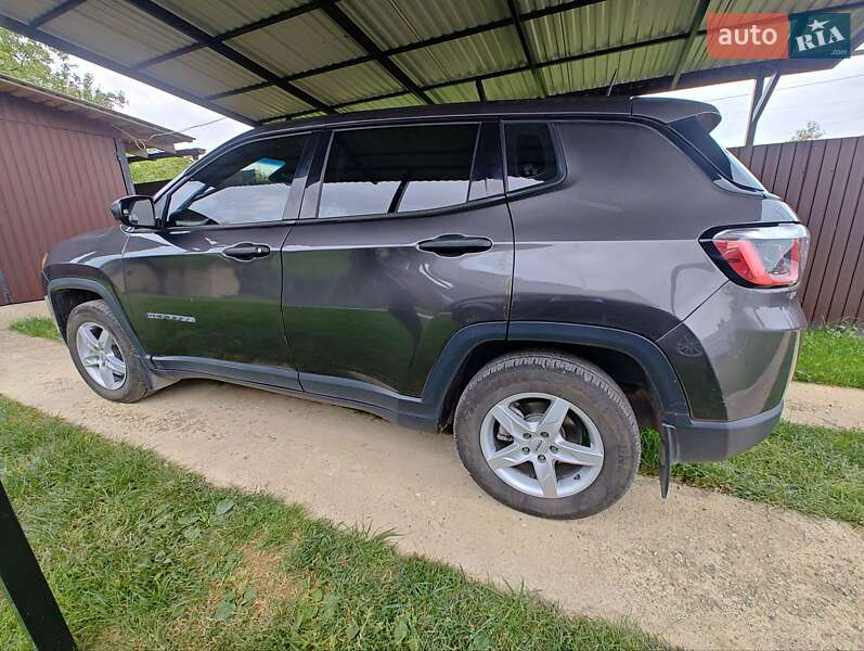 Внедорожник / Кроссовер Jeep Compass 2018 в Долине